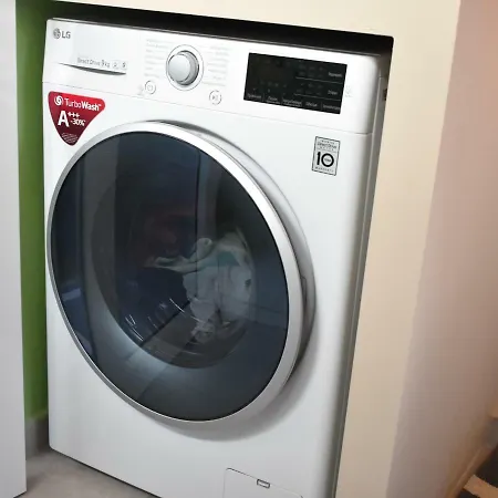 アパート Adriana's Loft パトラ