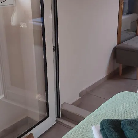 Adriana's Loft דירה פאטרה