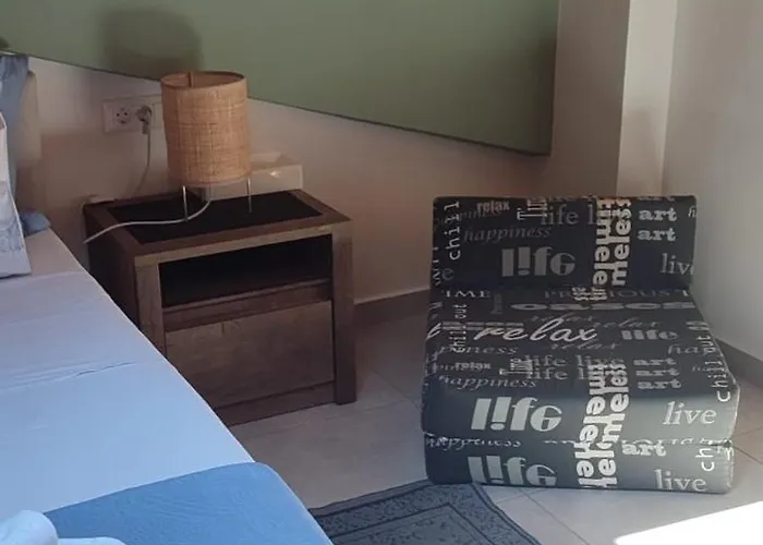 Adriana's Loft * パトラ